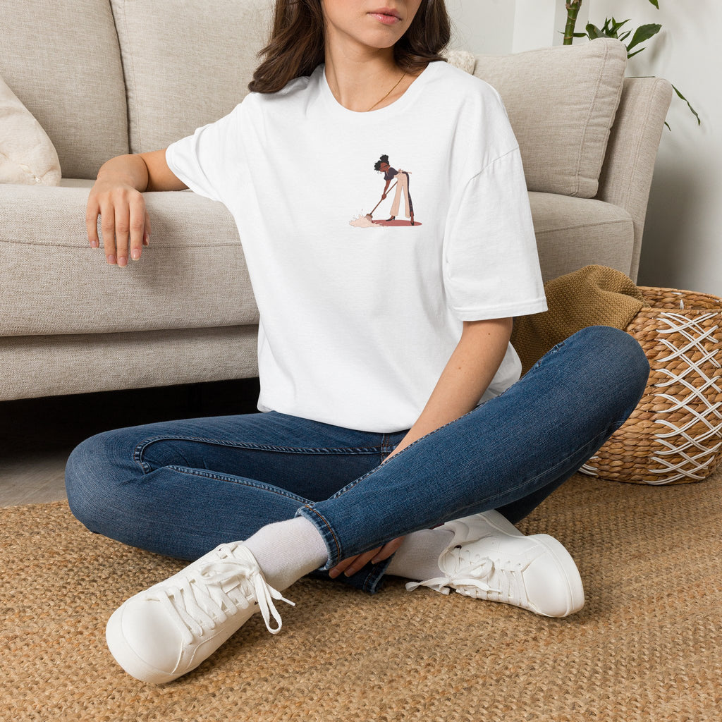 T-Shirt — Minimalist Woman Cleaning Illustration Tee
